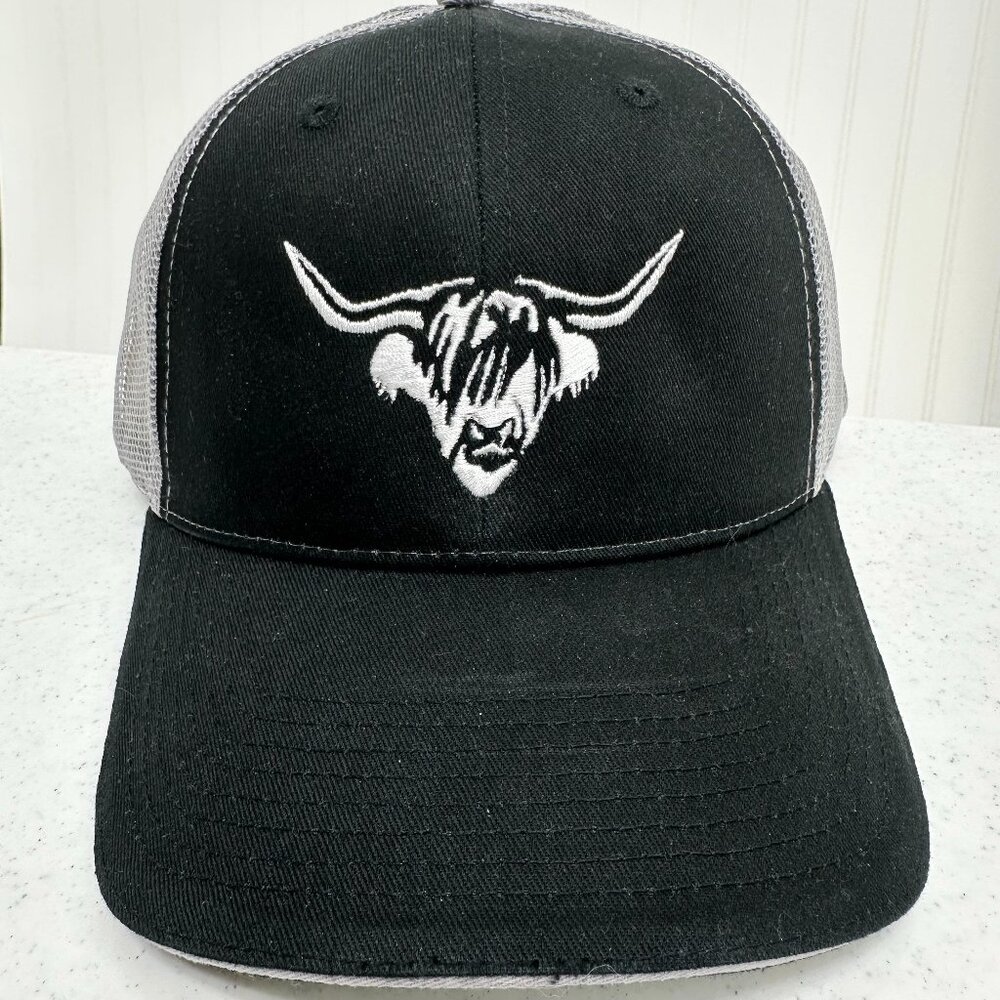 Highland Cow Embroidered Mesh Trucker Hat
